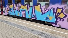 Graffiti Train in Wien - Photo by okeey - Line, Wien, Vienna