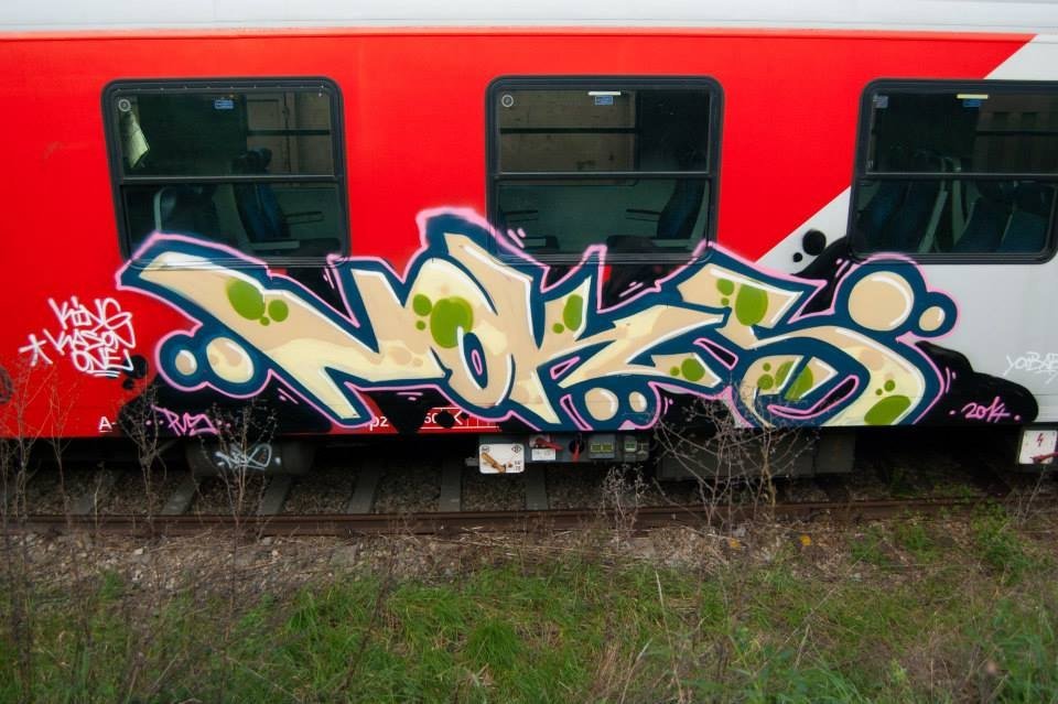 Graffiti Train in Wien - Photo by okeey - Noks