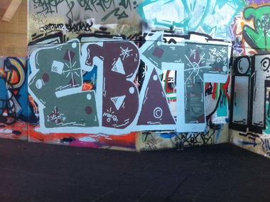 Graffiti Wall in Wien - Photo by okeey - Ebir