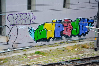 Graffiti Bombing in Wien - Photo by okeey - Kwin, Gypzye