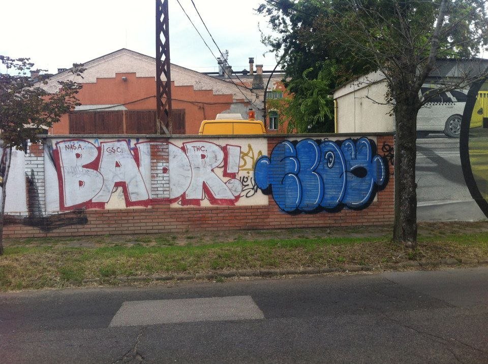 Graffiti Bombing - Photo by okeey