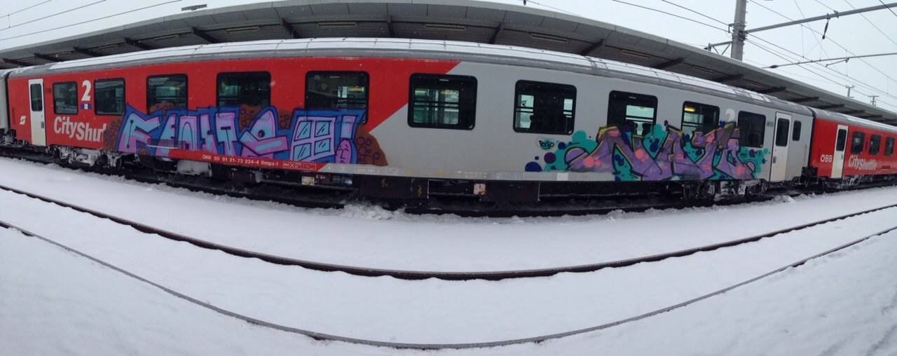 Graffiti Train in Linz - Photo by okeey - Fensta, Nato
