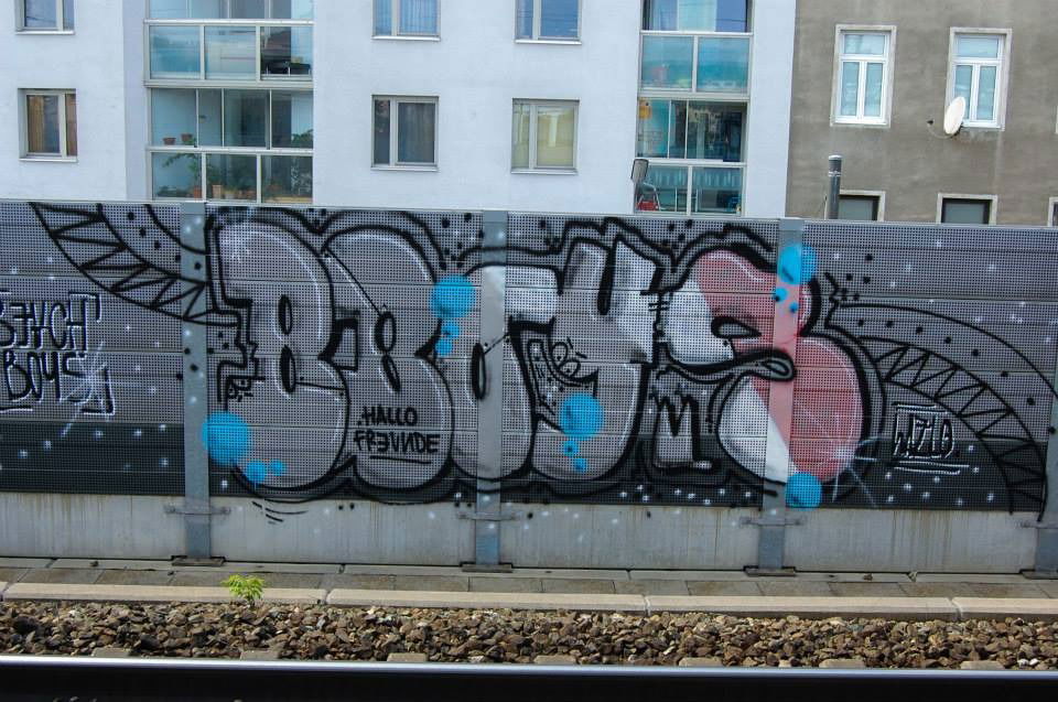 Graffiti Bombing in Austria - Photo by okeey - bboys, Line, Wien