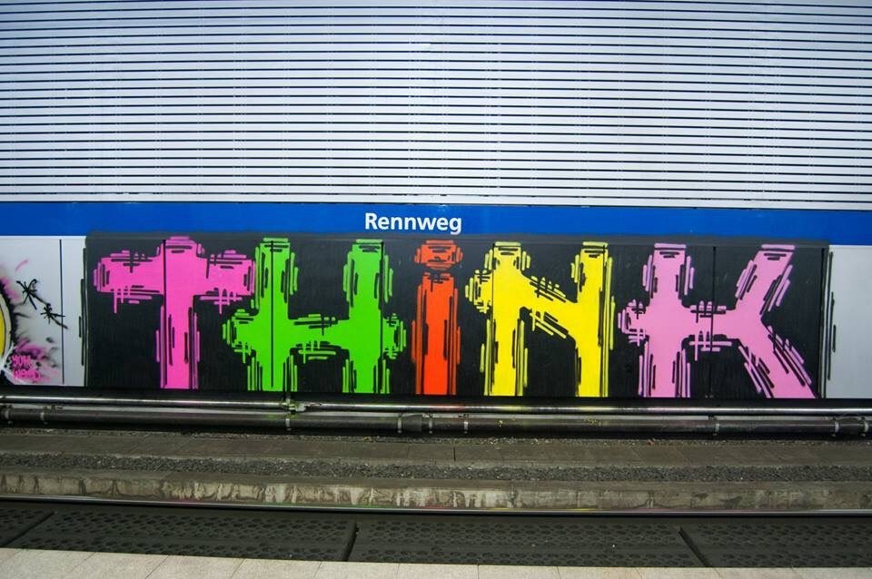 Graffiti Bombing in Wien - Photo by okeey - Think, Line, Wien (2014)