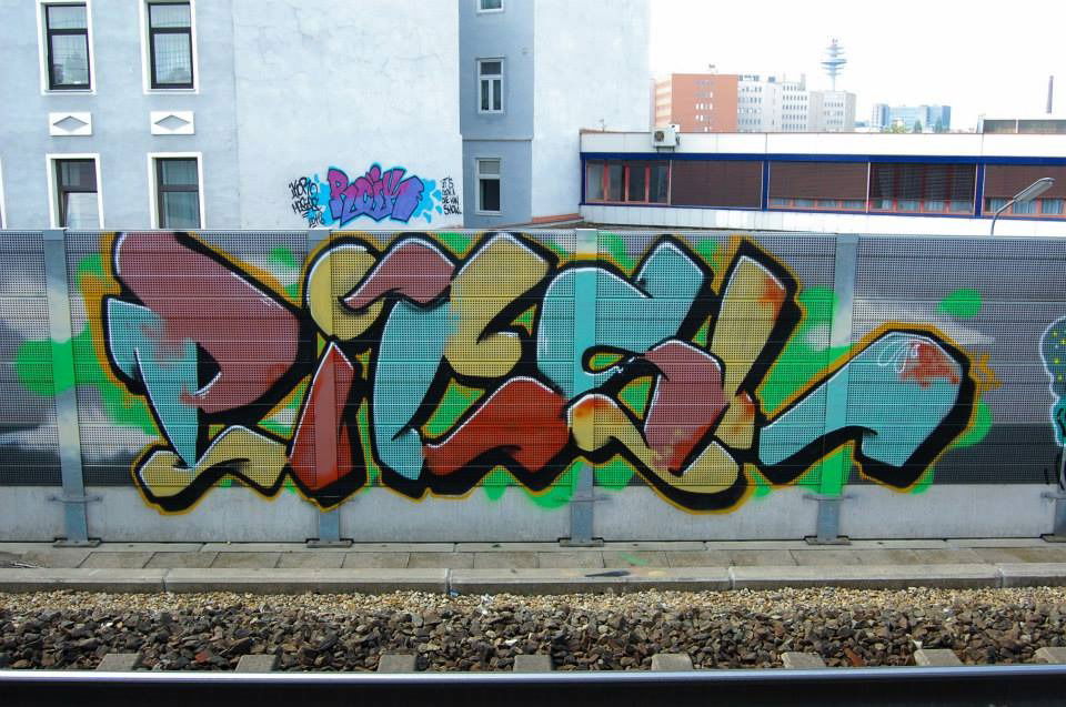 Graffiti Bombing in Austria - Photo by okeey - picsl, Line, Wien
