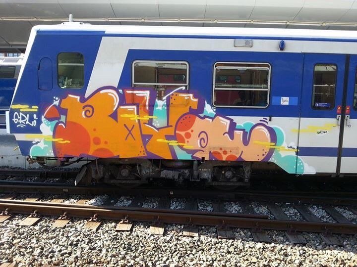 Graffiti Train in Wien - Photo by okeey - Trainbombing, Wien, Vienna (2014)