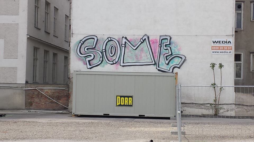 Graffiti Bombing in Wien - Photo by okeey - Some, Streetbombing, Wien (2014)