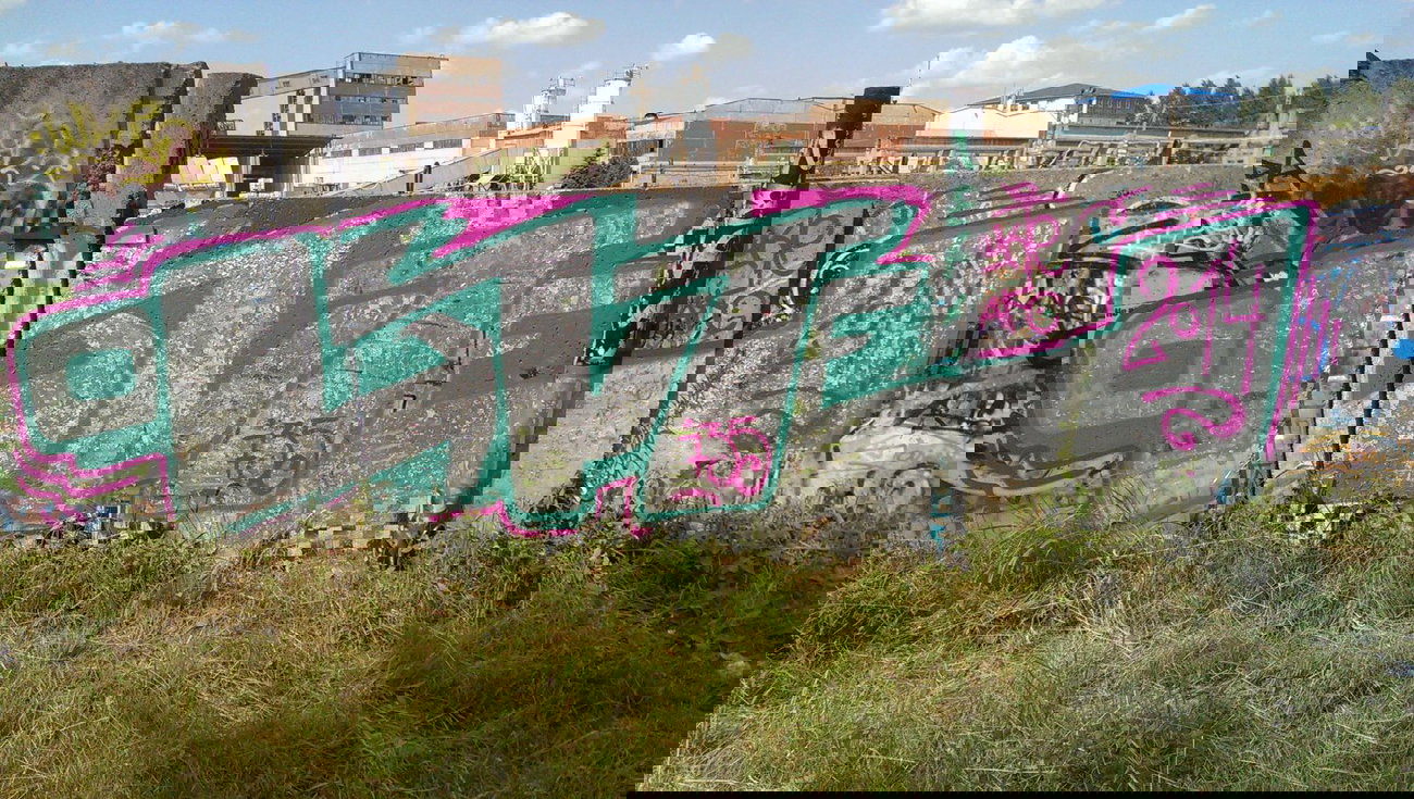 Graffiti Bombing - Photo by okie735 - okie735, afc (2014)