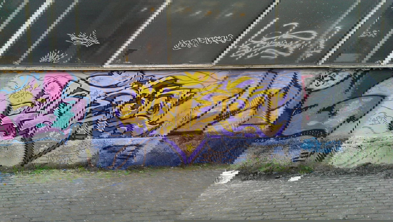 Graffiti Wall - Photo by okie735 - okie735, afc (2014)