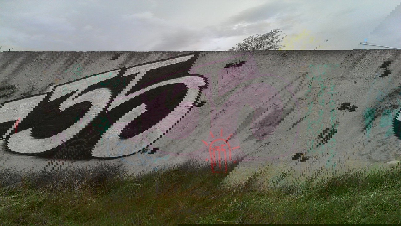 Graffiti Bombing - Photo by okie735 - okie, 735, afc (2014)