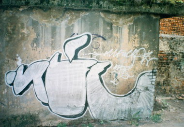 Graffiti Bombing - Photo by okie735 - afc, 735, okie (2004)
