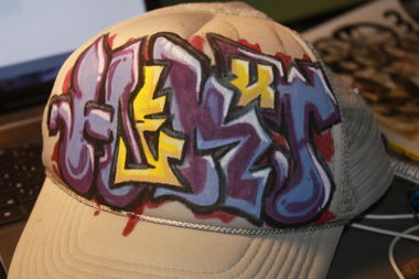 Graffiti Artwork in Moscow - Photo by okser - cap, yelow (2012)