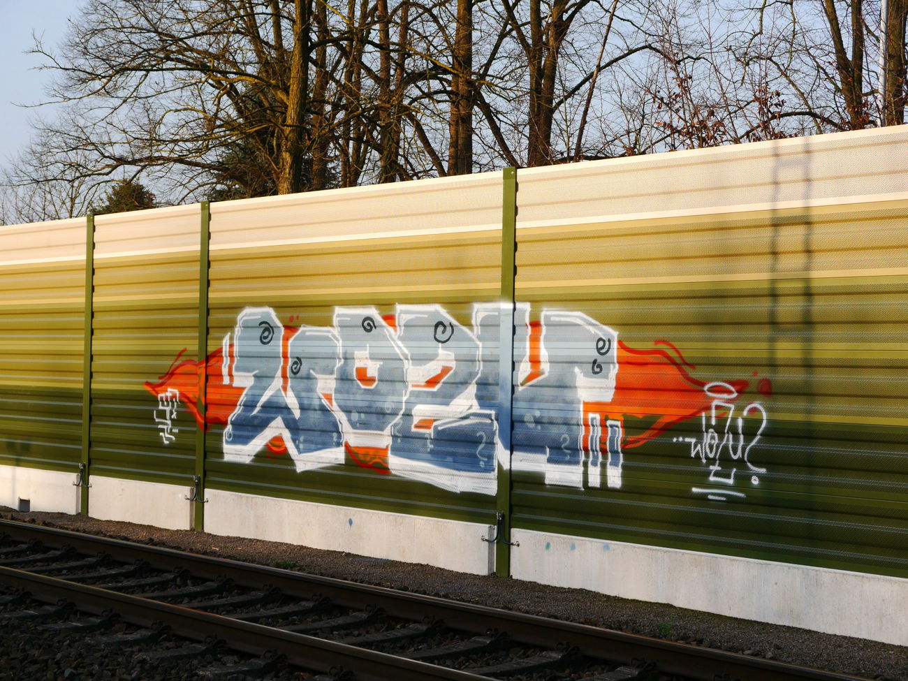 Graffiti Bombing - Photo by oldenburgcity - wozu (2015)