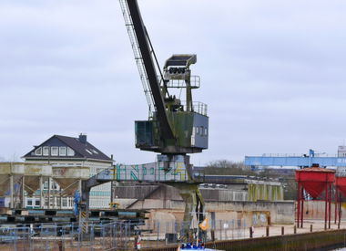 Graffiti Bombing - Photo by oldenburgcity - indiz