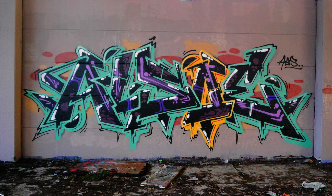 Graffiti Wall - Photo by oldenburgcity