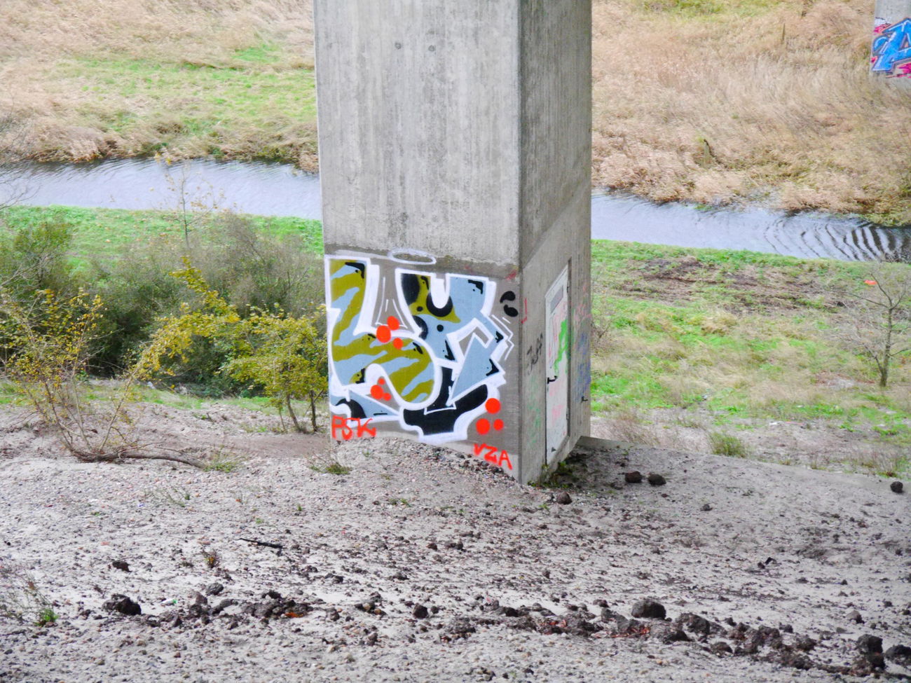 Graffiti Bombing - Photo by oldenburgcity - ly, leenoe, linus (2015)