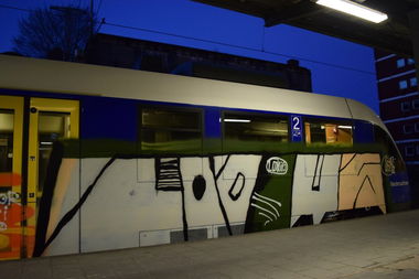 Graffiti Train - Photo by oldenburgcity - loouis, louis (2015)