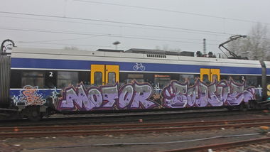 Graffiti Train - Photo by oldenburgcity - motor, bonus, rlz (2015)