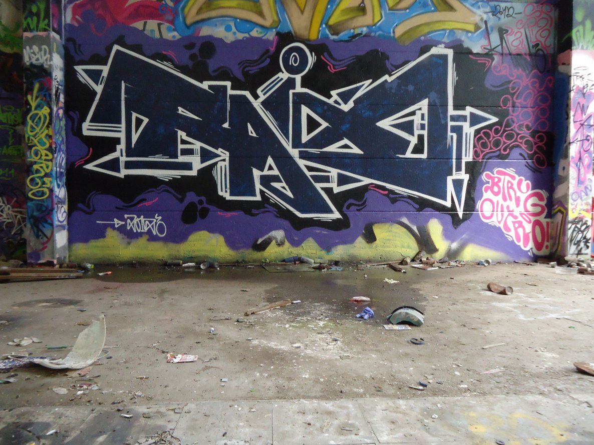 Graffiti Wall in Oldenburg - Photo by oldenburgcity - raid, ditc (2012)