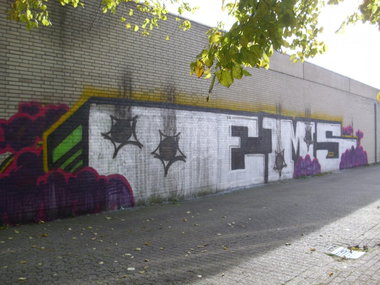 Graffiti Bombing in Oldenburg - Photo by oldenburgcity - ems (2012)