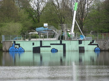 Graffiti Bombing in Oldenburg - Photo by oldenburgcity - psk (2011)