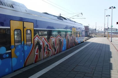Graffiti Train in Oldenburg - Photo by oldenburgcity - abm, nk (2012)