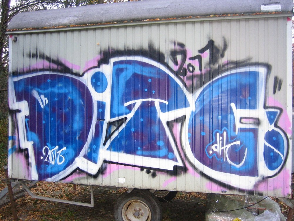 Graffiti Bombing in Oldenburg - Photo by oldenburgcity - ditc (2011)