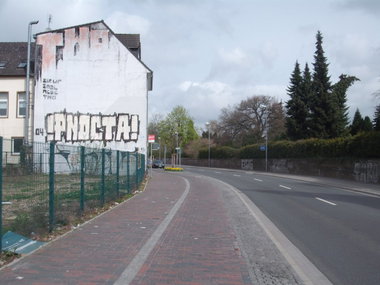 Graffiti Bombing in Oldenburg - Photo by oldenburgcity - pnd, cta, two
