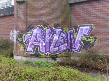 Graffiti Bombing in Oldenburg - Photo by oldenburgcity - amen (2012)