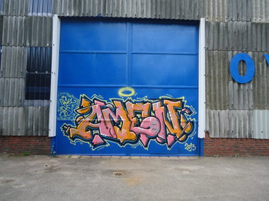 Graffiti Bombing in Oldenburg - Photo by oldenburgcity - amen (2013)
