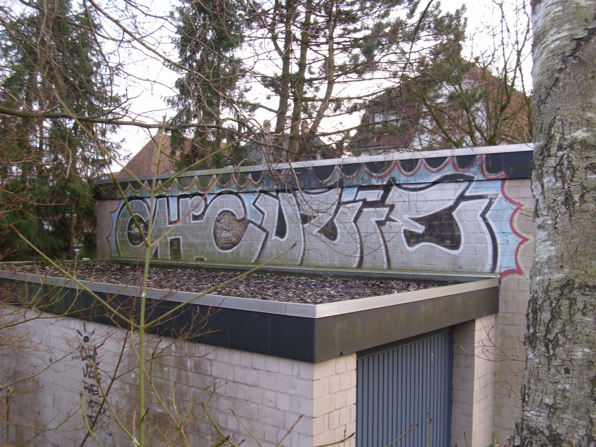 Graffiti Bombing in Oldenburg - Photo by oldenburgcity - chic, uzie, pnd (2002)