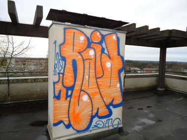 Graffiti Bombing in Oldenburg - Photo by oldenburgcity - raid, ditc (2012)