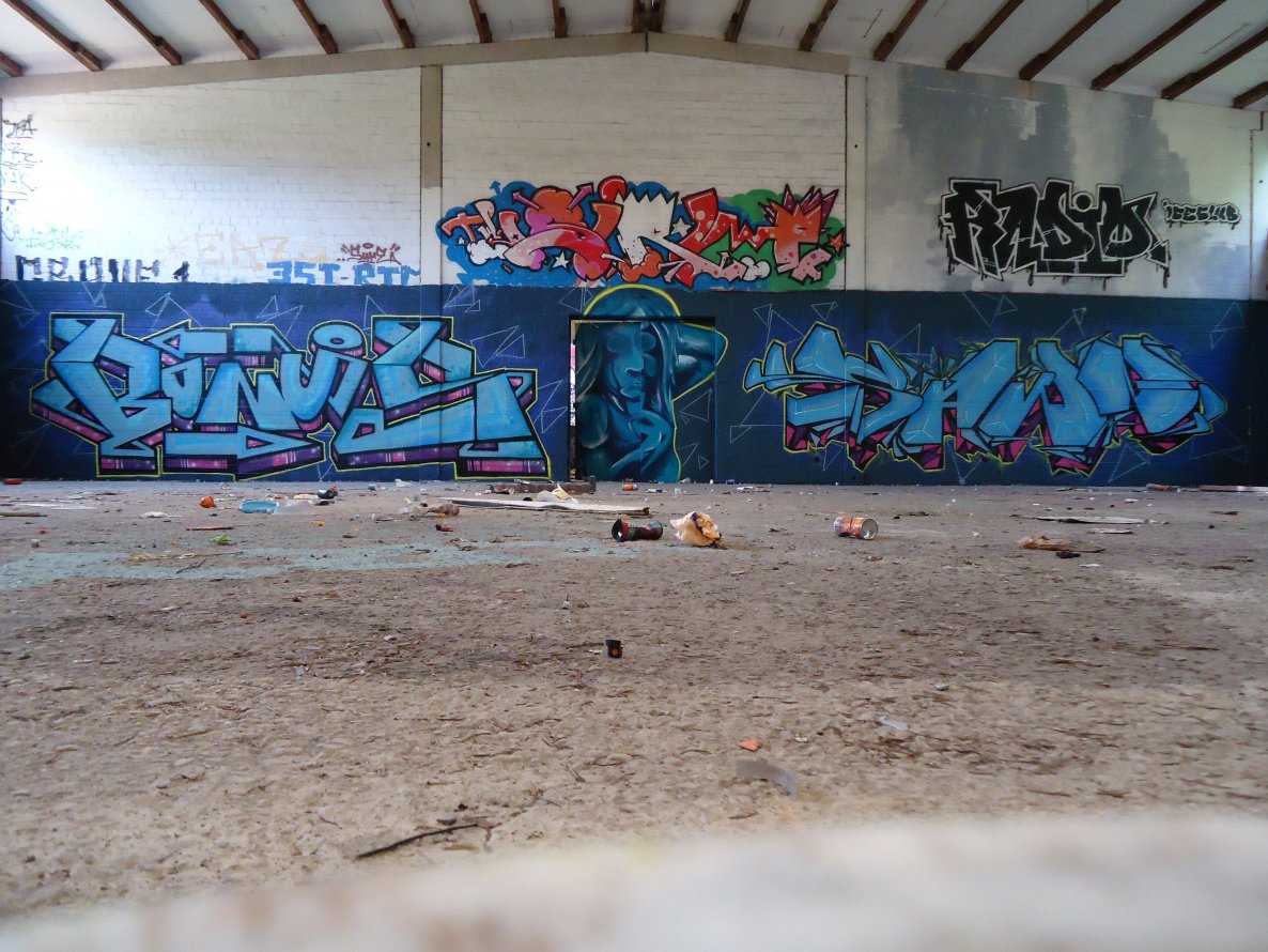 Graffiti Wall in Oldenburg - Photo by oldenburgcity - bonus, sawn, ems
