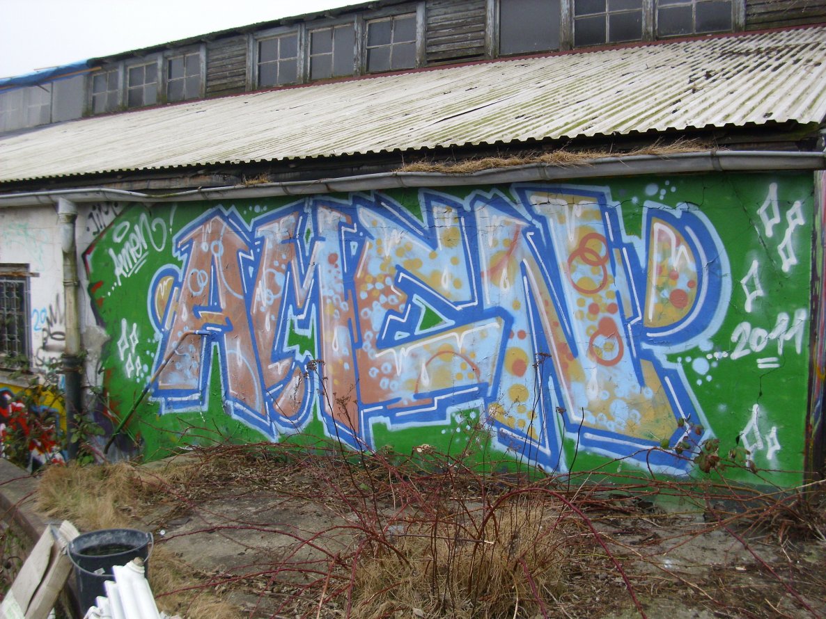 Graffiti Bombing in Oldenburg - Photo by oldenburgcity - amen (2011)