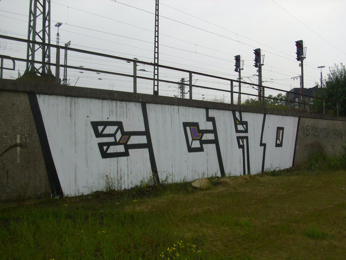 Graffiti Bombing in Oldenburg - Photo by oldenburgcity - echo, psk (2011)