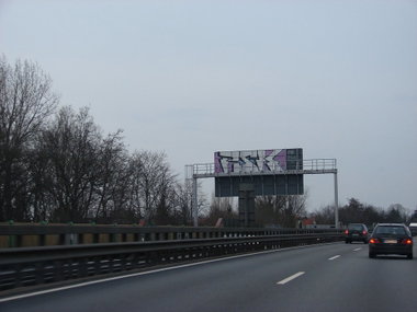 Graffiti Bombing in Oldenburg - Photo by oldenburgcity - psk (2008)