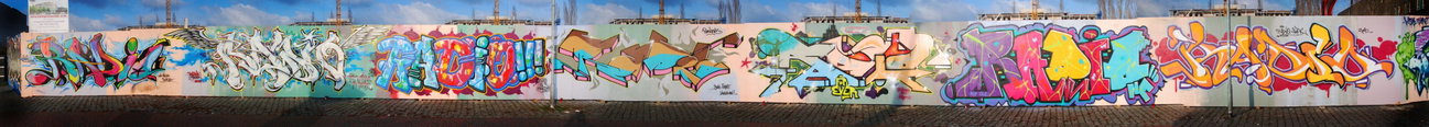 Graffiti Wall in Oldenburg - Photo by oldenburgcity - radio, rip, radio (2010)
