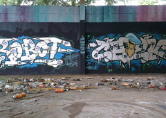 Graffiti Wall in Oldenburg - Photo by oldenburgcity - robot, chek, eaz (2012)
