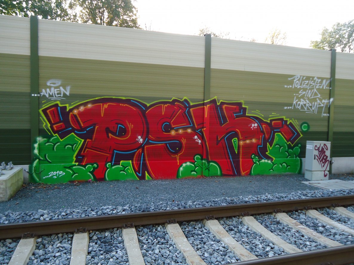 Graffiti Bombing in Varel - Photo by oldenburgcity - psk (2013)