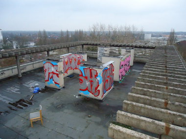 Graffiti Bombing in Oldenburg - Photo by oldenburgcity - psk, ditc, rito
