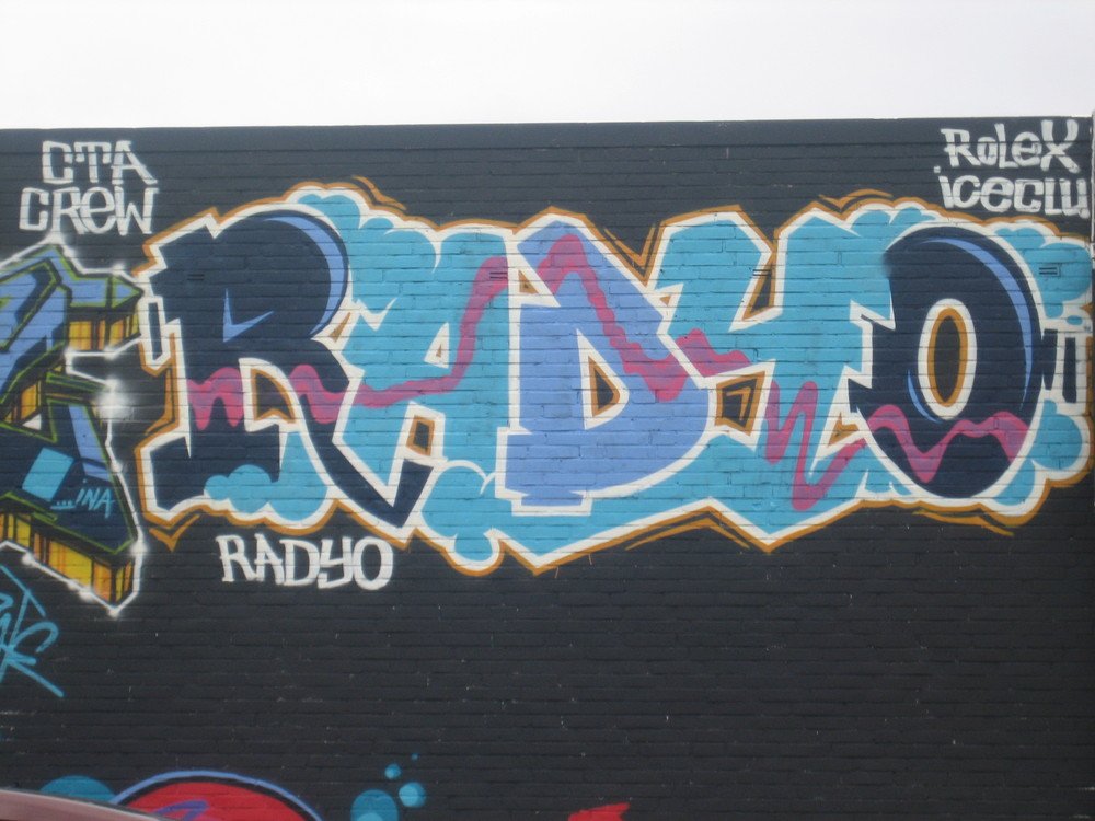 Graffiti Wall in Oldenburg - Photo by oldenburgcity - radyo, cta, bza (2010)