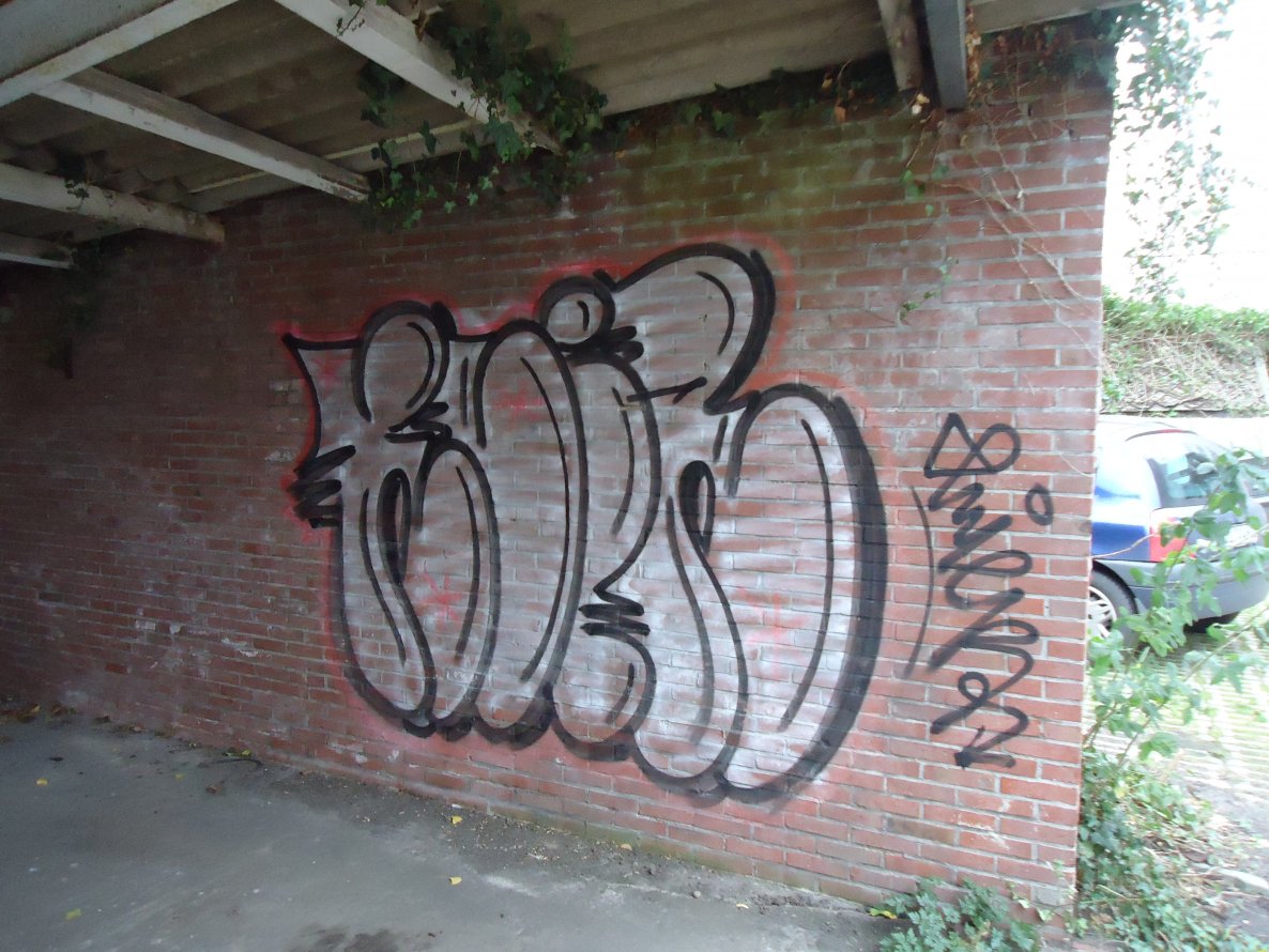 Graffiti Bombing in Oldenburg - Photo by oldenburgcity - kvir
