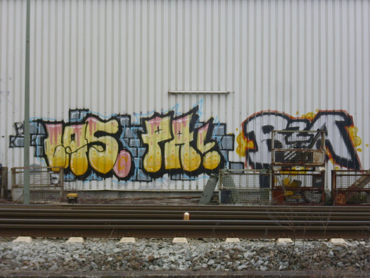 Graffiti Bombing in Oldenburg - Photo by oldenburgcity - las, pa, laslo