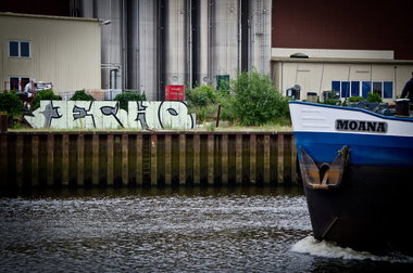 Graffiti Bombing in Oldenburg - Photo by oldenburgcity - echo (2011)