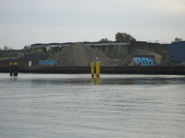 Graffiti Bombing in Oldenburg - Photo by oldenburgcity - amen, psk (2013)
