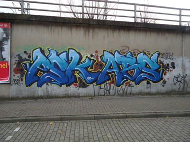 Graffiti Bombing in Oldenburg - Photo by oldenburgcity - psk, abs (2013)
