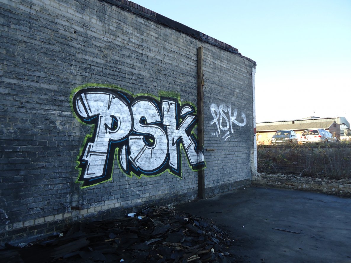 Graffiti Bombing in Oldenburg - Photo by oldenburgcity - psk (2013)