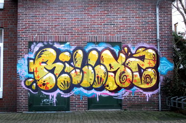Graffiti Bombing in Oldenburg - Photo by oldenburgcity - Rillaz, Rlz (2013)