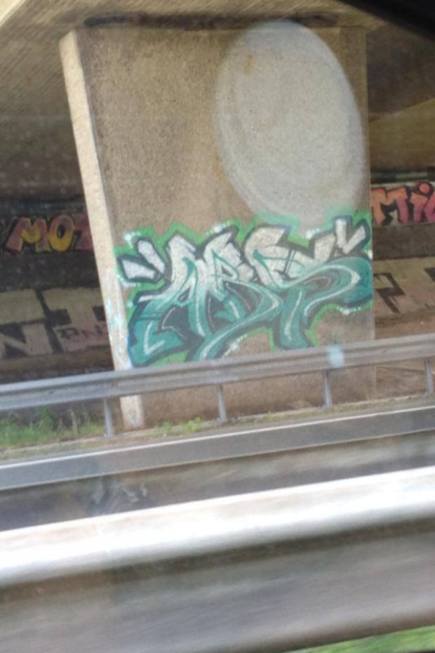 Graffiti Bombing in Oldenburg - Photo by oldenburgcity - abs