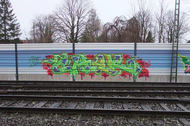 Graffiti Bombing - Photo by oldenburgcity - chek (2013)